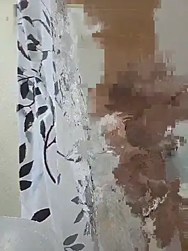 Snapshot of Yoko0381 chatting on February 25, 5:13 pm Yoko0381 online show from February 25, 5:13 pm