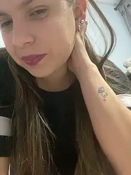 Snapshot of Nathaly00_ chatting on December 15, 11:53 pm Nathaly00 online show from December 15, 11:53 pm