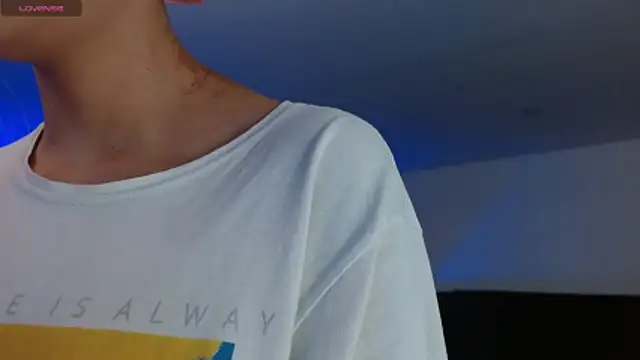 peyton golden1 online show from March 12, 3:34 am