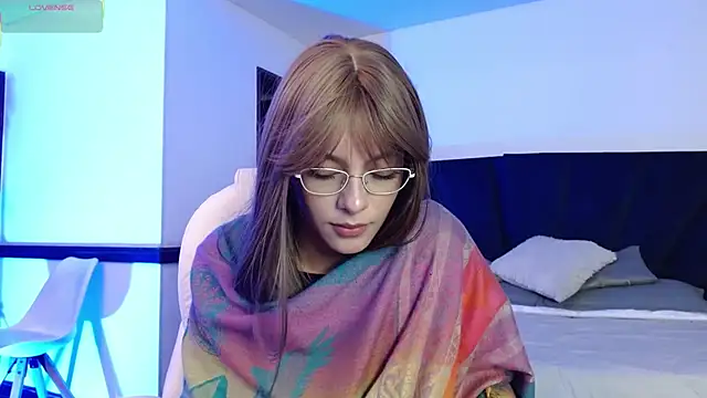 peyton golden1 online show from March 16, 3:25 am