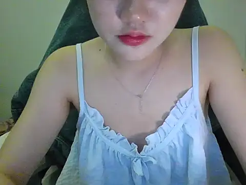 Snapshot of Yin-girl chatting on September 21, 7:08 pm Yin-girl online show from September 21, 7:08 pm