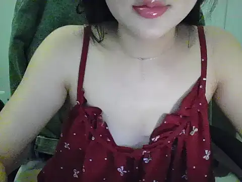 Snapshot of Yin-girl chatting on October 5, 8:10 pm Yin-girl online show from October 5, 8:10 pm