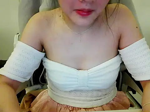 Yin-girl online show from December 1, 7:37 pm