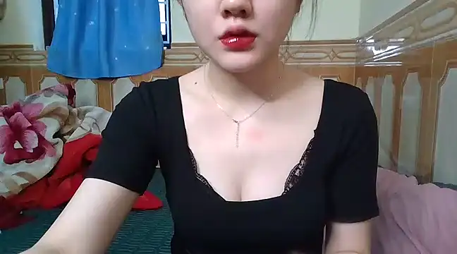 Snapshot of Yin-girl chatting on March 14, 3:04 am Yin-girl online show from March 14, 3:04 am