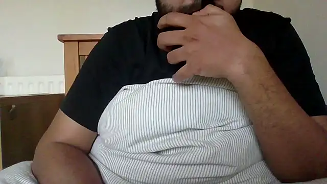 Snapshot of whoreboi98 chatting on April 13, 5:50 pm whoreboi98 online show from April 13, 5:50 pm