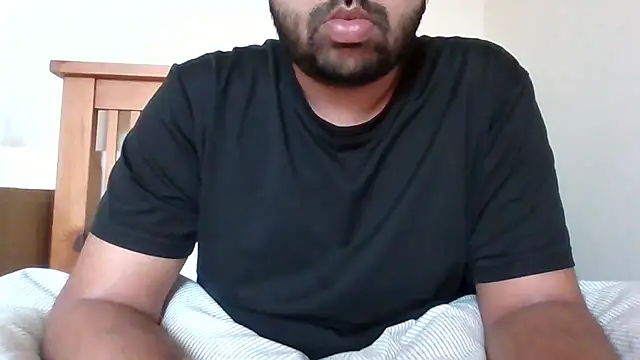 Snapshot of whoreboi98 chatting on April 15, 5:39 pm whoreboi98 online show from April 15, 5:39 pm