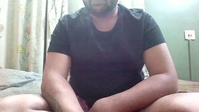 whoreboi98 online show from January 3, 8:11 pm