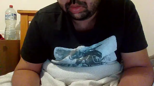 Snapshot of whoreboi98 chatting on May 23, 10:42 pm whoreboi98 online show from May 23, 10:42 pm