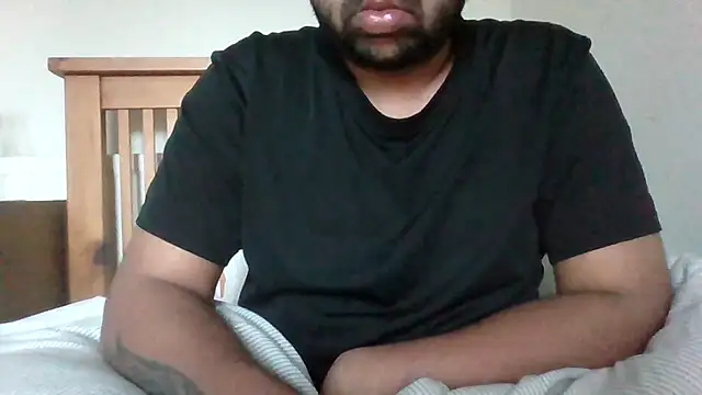 Snapshot of whoreboi98 chatting on April 12, 6:44 pm whoreboi98 online show from April 12, 6:44 pm