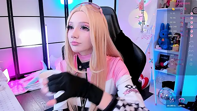 LilithLin online show from February 24, 12:55 am