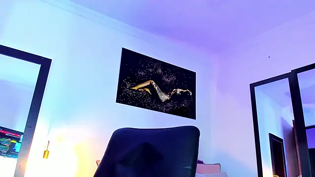 KimberlyBanks2 online show from February 6, 10:17 pm