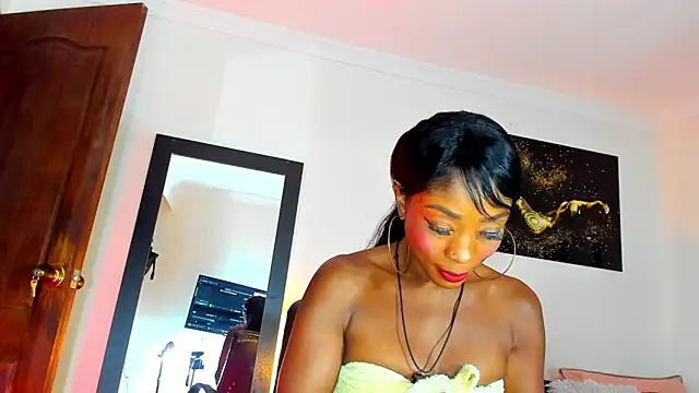 KimberlyBanks2 online show from February 12, 10:26 am