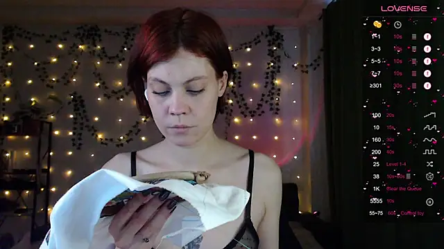 Snapshot of Your_Corvus chatting on January 13, 9:41 am Your Corvus online show from January 13, 9:41 am