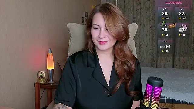 LisaCase online show from November 25, 10:04 am