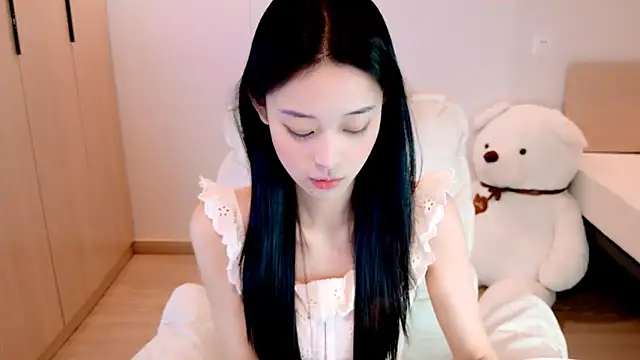 Snapshot of Xueb_J chatting on December 3, 12:26 pm Xueb J online show from December 3, 12:26 pm