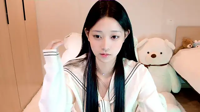 Snapshot of Xueb_J chatting on January 18, 12:57 pm Xueb J online show from January 18, 12:57 pm