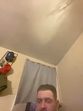 Snapshot of CityBoy75211 chatting on October 19, 9:45 am CityBoy75211 online show from October 19, 9:45 am