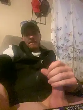 Snapshot of CityBoy75211 chatting on March 21, 12:07 am CityBoy75211 online show from March 21, 12:07 am