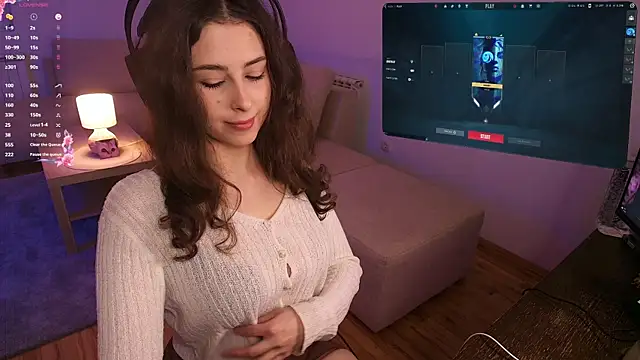 cosmosbaby online show from April 2, 7:42 pm