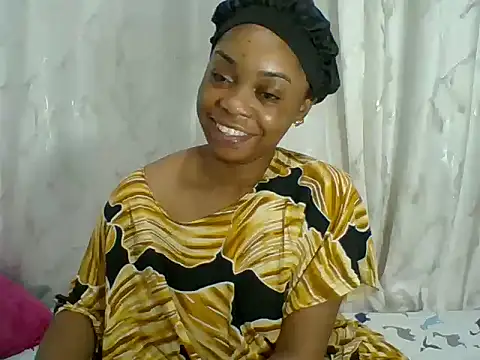 PrettyPrincess14 online show from May 19, 7:10 pm