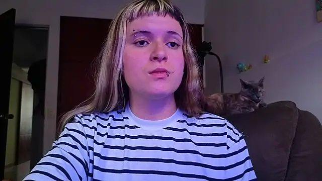 NEXT DOOR GIRL  online show from March 5, 10:27 pm