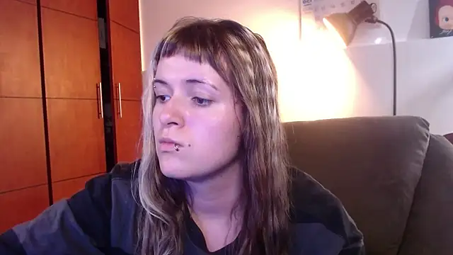 NEXT DOOR GIRL  online show from October 20, 9:26 pm