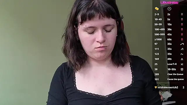 Snapshot of NEXT_DOOR_GIRL_ chatting on June 17, 8:08 pm NEXT DOOR GIRL online show from June 17, 8:08 pm