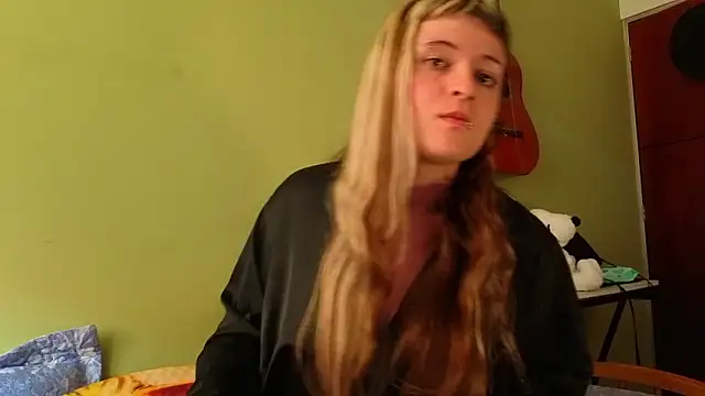 NEXT DOOR GIRL  online show from March 1, 12:16 pm