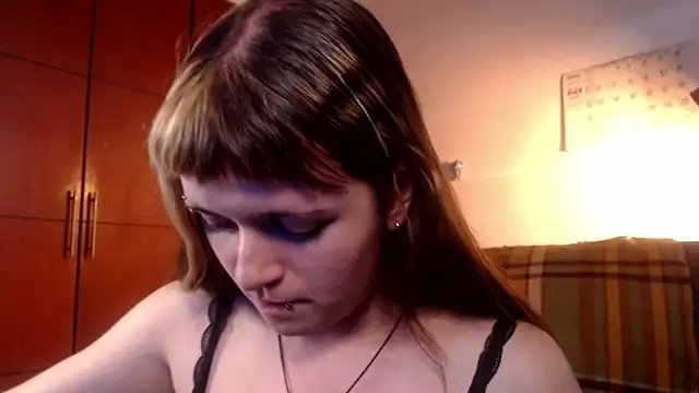 NEXT DOOR GIRL  online show from October 25, 9:15 pm