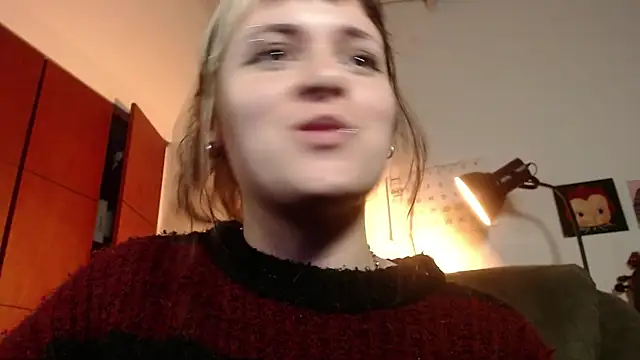 Snapshot of NEXT_DOOR_GIRL_ chatting on October 9, 11:05 pm NEXT DOOR GIRL online show from October 9, 11:05 pm