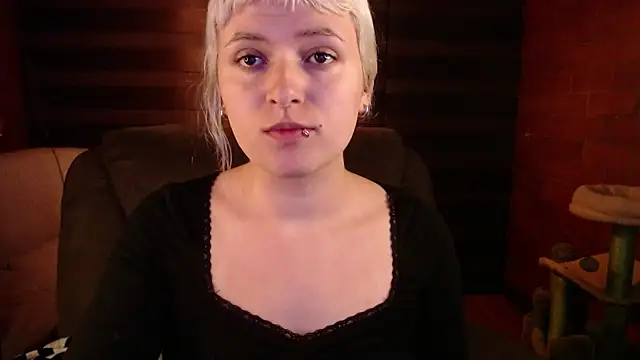 Snapshot of NEXT_DOOR_GIRL_ chatting on March 22, 2:16 am NEXT DOOR GIRL online show from March 22, 2:16 am