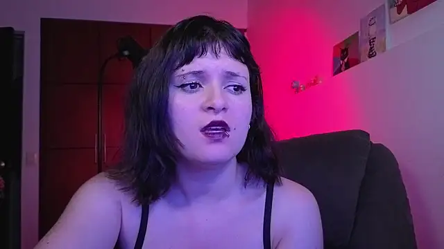 NEXT DOOR GIRL  online show from May 12, 10:49 pm