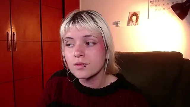 Snapshot of NEXT_DOOR_GIRL_ chatting on September 12, 10:53 pm NEXT DOOR GIRL online show from September 12, 10:53 pm