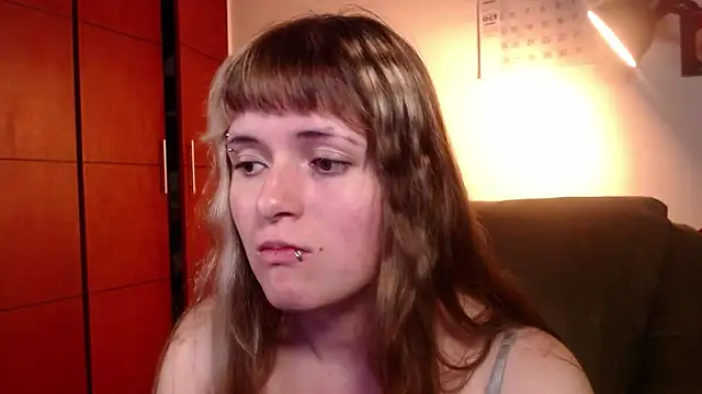 Snapshot of NEXT_DOOR_GIRL_ chatting on October 18, 12:23 am NEXT DOOR GIRL online show from October 18, 12:23 am