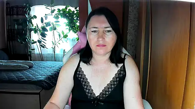 Snapshot of Tatyana51 chatting on July 12, 2:45 am Tatyana51 online show from July 12, 2:45 am