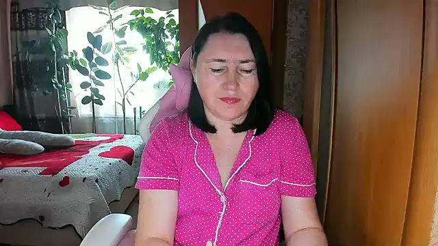 Snapshot of Tatyana51 chatting on June 23, 5:05 am Tatyana51 online show from June 23, 5:05 am