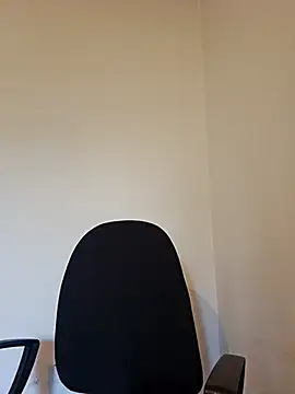 Snapshot of Selenna_emma chatting on September 18, 1:03 pm Selenna emma online show from September 18, 1:03 pm