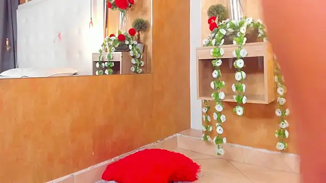 emilyadams0 online show from October 21, 10:31 pm