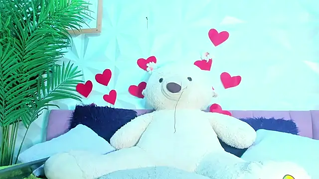Briyit Doll online show from September 23, 3:35 am