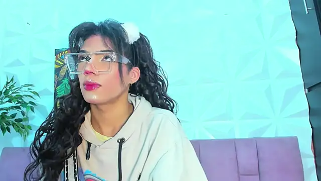 Briyit Doll online show from February 15, 3:31 am