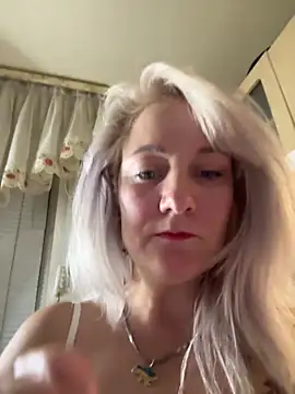 Tina Alev online show from September 10, 5:34 pm