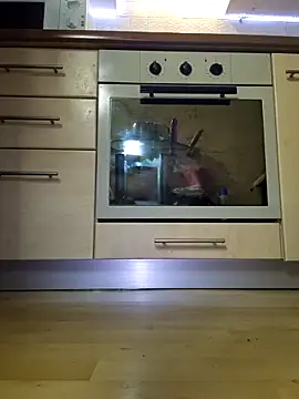 Tina Alev online show from February 7, 7:33 pm