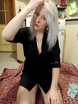 Tina Alev online show from February 22, 6:30 pm