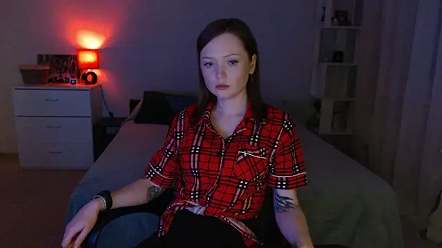 Allaria online show from March 26, 5:33 pm