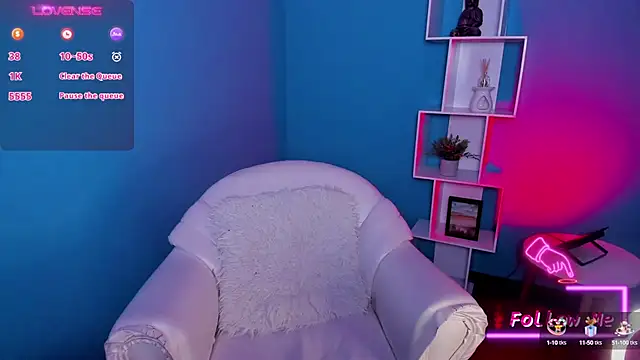 Snapshot of miaawild chatting on February 11, 12:28 am miaawild online show from February 11, 12:28 am