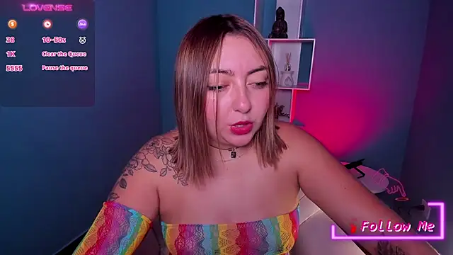 Snapshot of miaawild chatting on January 29, 5:40 am miaawild online show from January 29, 5:40 am