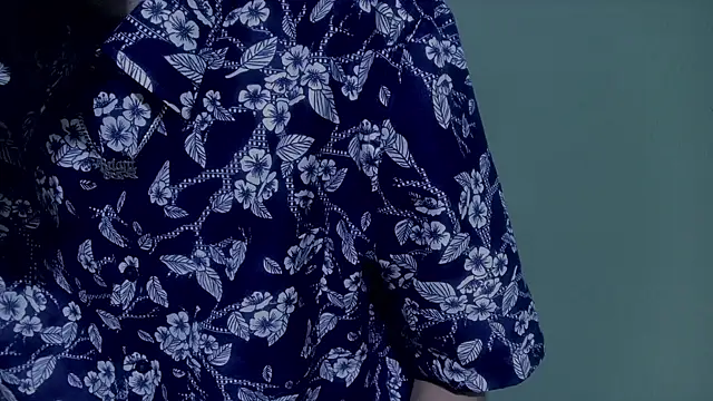 sweet tippot online show from October 28, 4:57 am