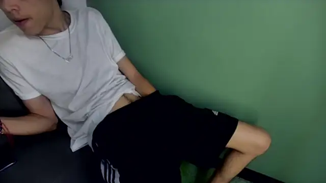 sweet tippot online show from November 4, 3:21 am