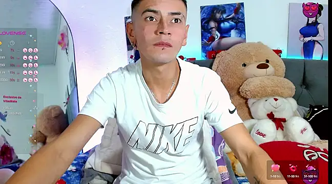 Snapshot of _snopyy_ chatting on March 13, 9:59 pm  snopyy  online show from March 13, 9:59 pm