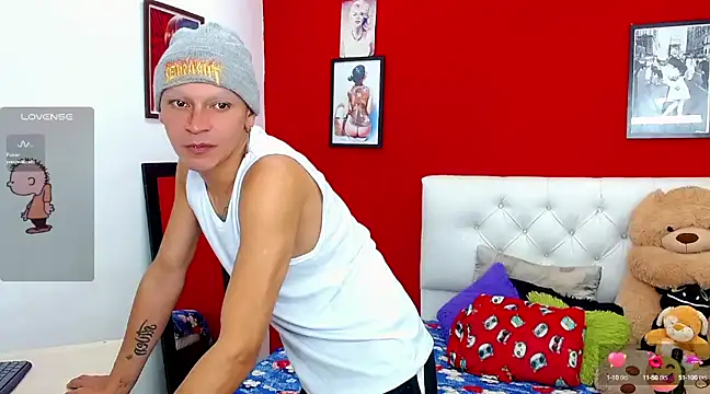 Snapshot of _snopyy_ chatting on January 10, 9:31 pm  snopyy  online show from January 10, 9:31 pm